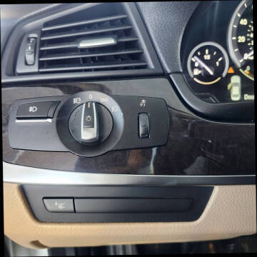 2016 BMW 5 Series 528i