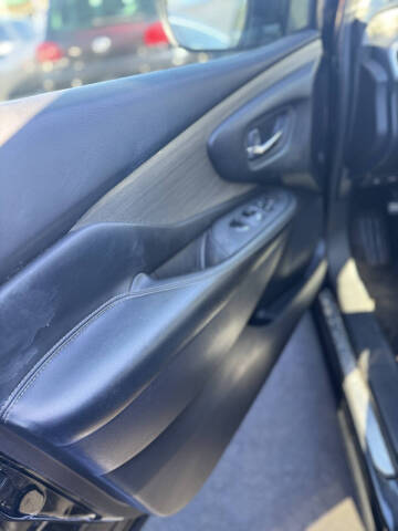 2017 Nissan Murano S