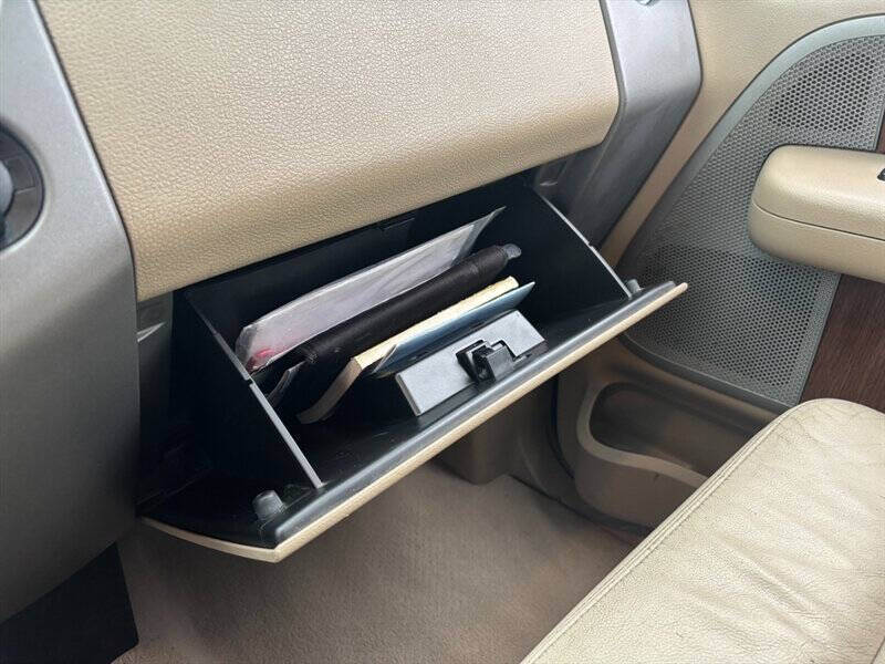 2004 Ford F-150 Lariat