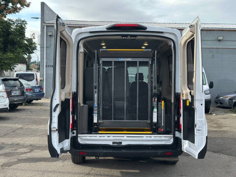 2023 Ford Transit 250