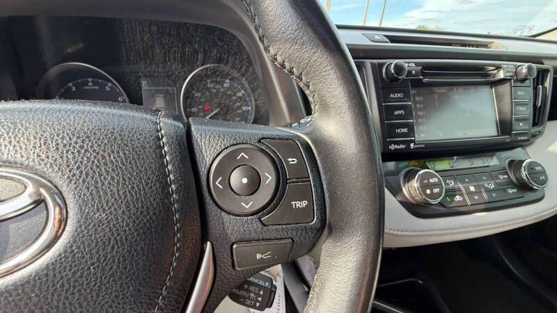2017 Toyota RAV4 XLE