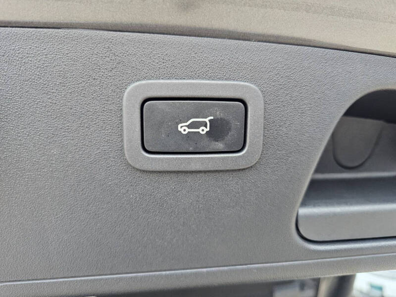 2020 Jaguar E-PACE P250 SE