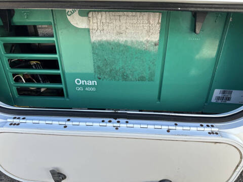 2019 Winnebago Outlook