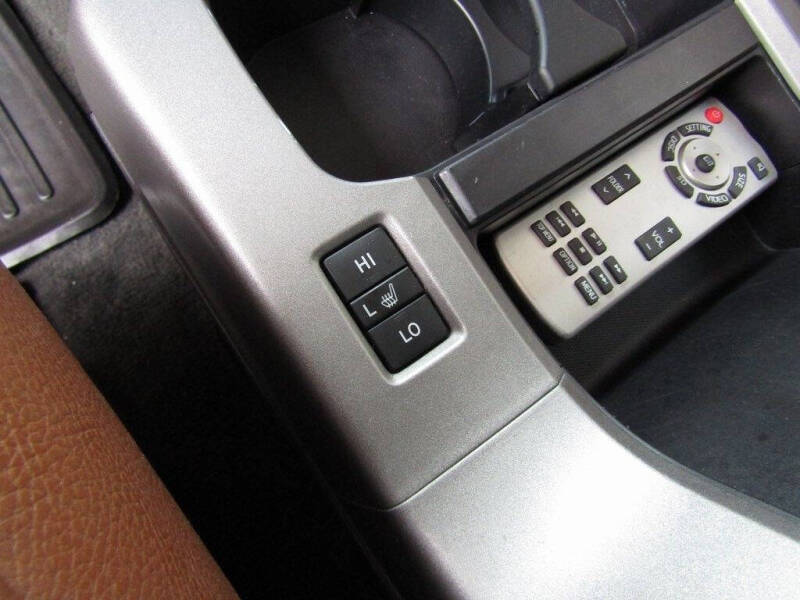 2016 Toyota Sequoia Platinum