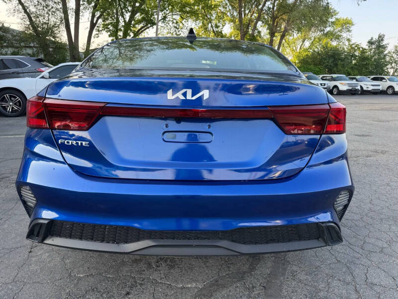 2023 Kia Forte LXS