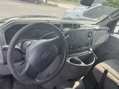 2010 Ford E-Series E-150