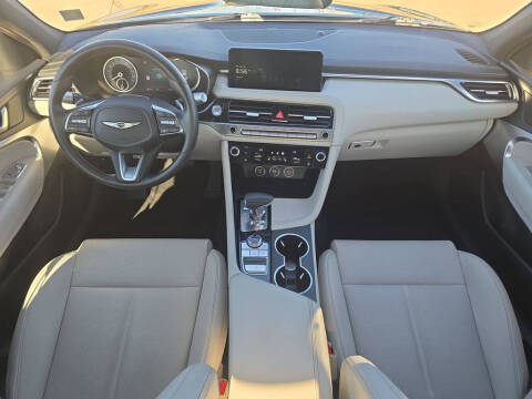 2025 Genesis G70