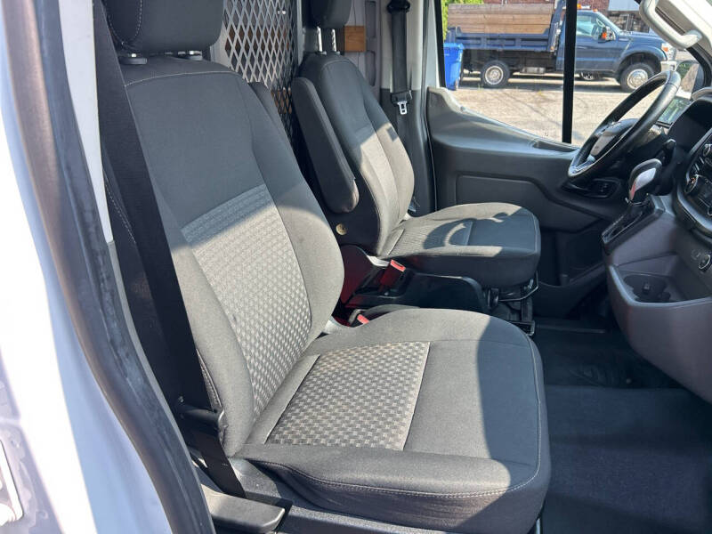 2020 Ford Transit 250