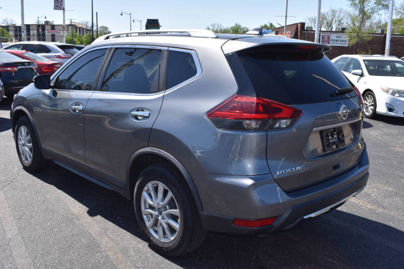 2018 Nissan Rogue SV