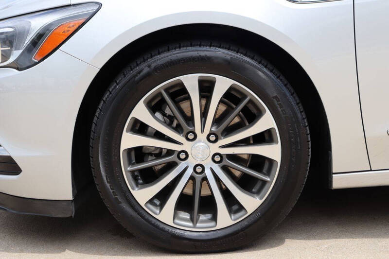 2017 Buick LaCrosse Essence