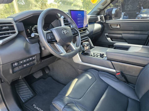 2023 Toyota Tundra Platinum HV