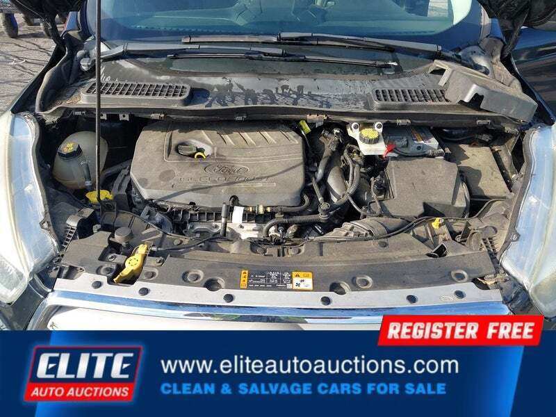 2017 Ford Escape SE