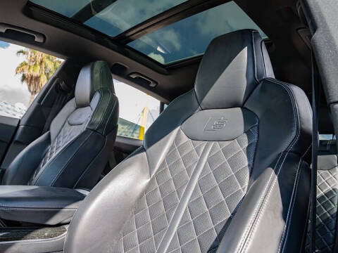 2021 Audi SQ8 4.0T quattro Premium Plus