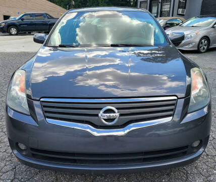 2008 Nissan Altima for sale at HARDIN AUTOS in Jonesboro GA