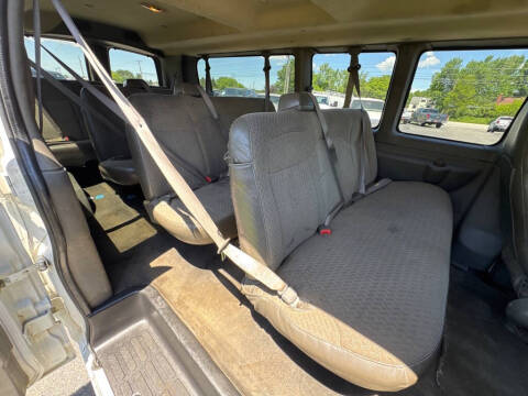 2017 Chevrolet Express LT 3500