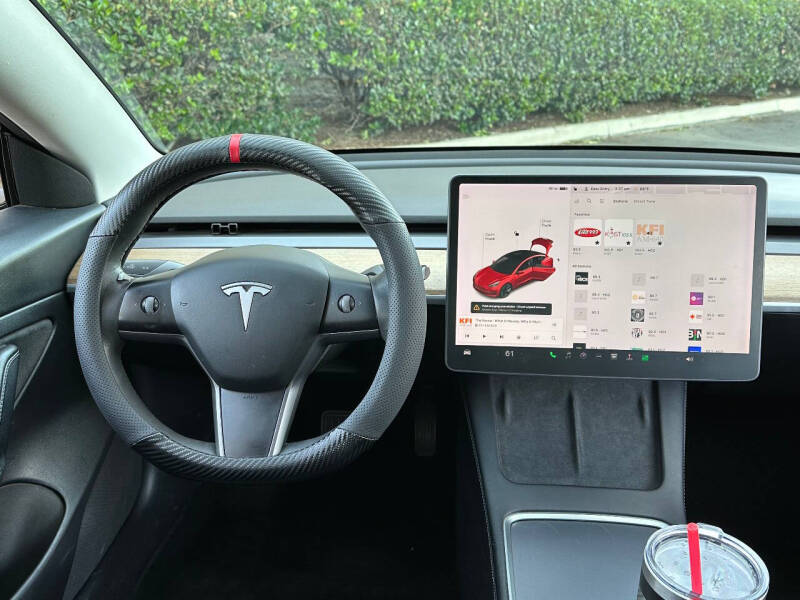 2021 Tesla Model 3 Base photo 3