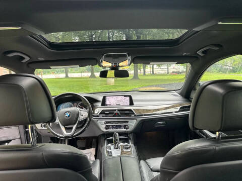 2016 BMW 7 Series 750i xDrive