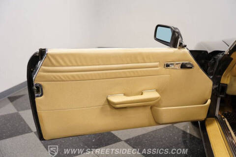 1989 Mercedes-Benz 560-Class 560 SL