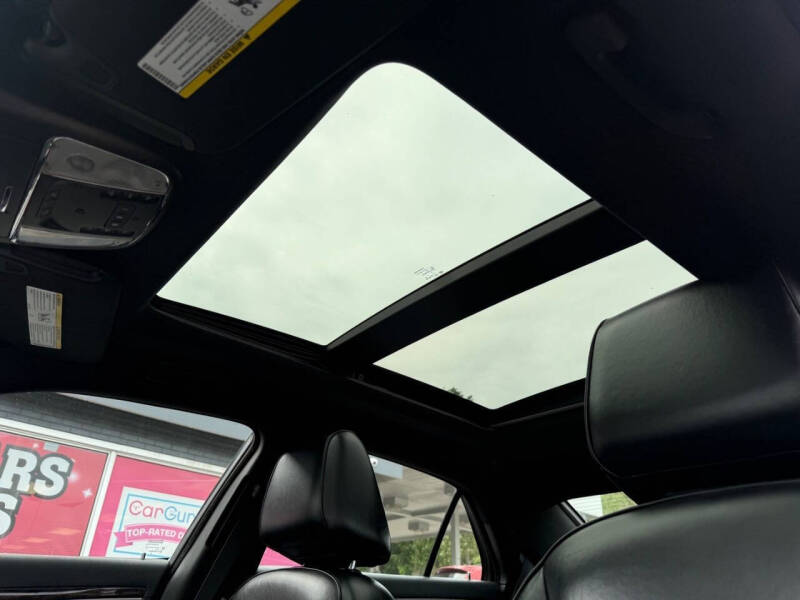 2011 Chrysler 300 C