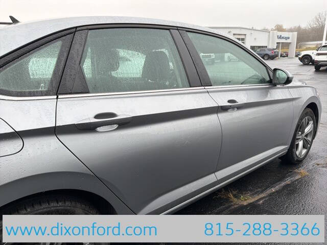 2024 Volkswagen Jetta SE