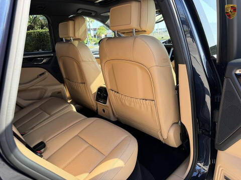 2017 Porsche Macan