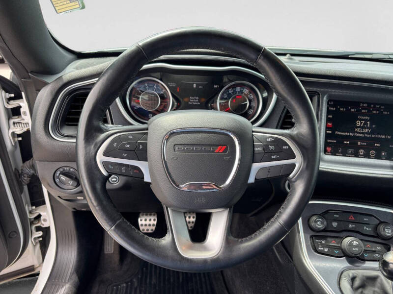 2015 Dodge Challenger R/T Plus