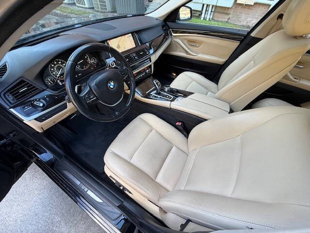 2016 BMW 5 Series 528i