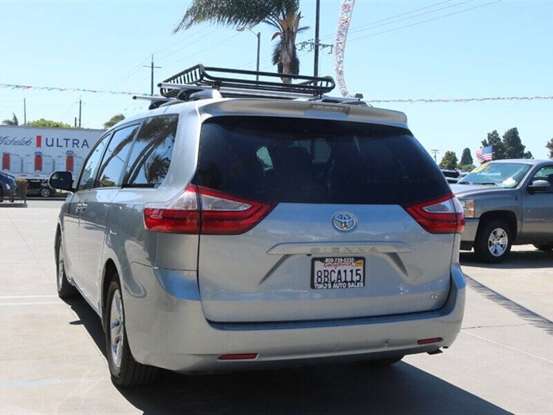 2017 Toyota Sienna LE 8-Passenger