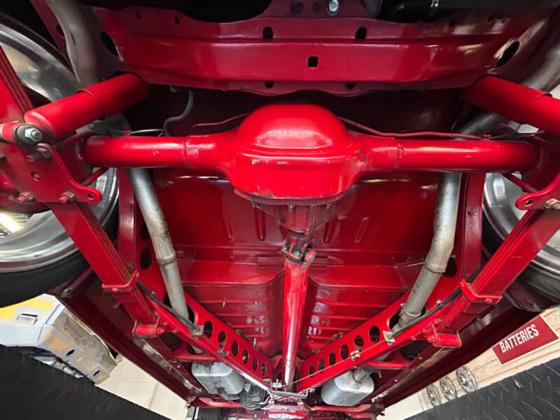 1947 Ford Super Deluxe