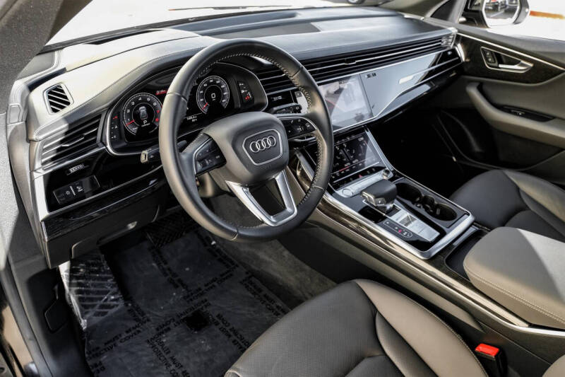 2019 Audi Q8 quattro Prestige 55 TFSI