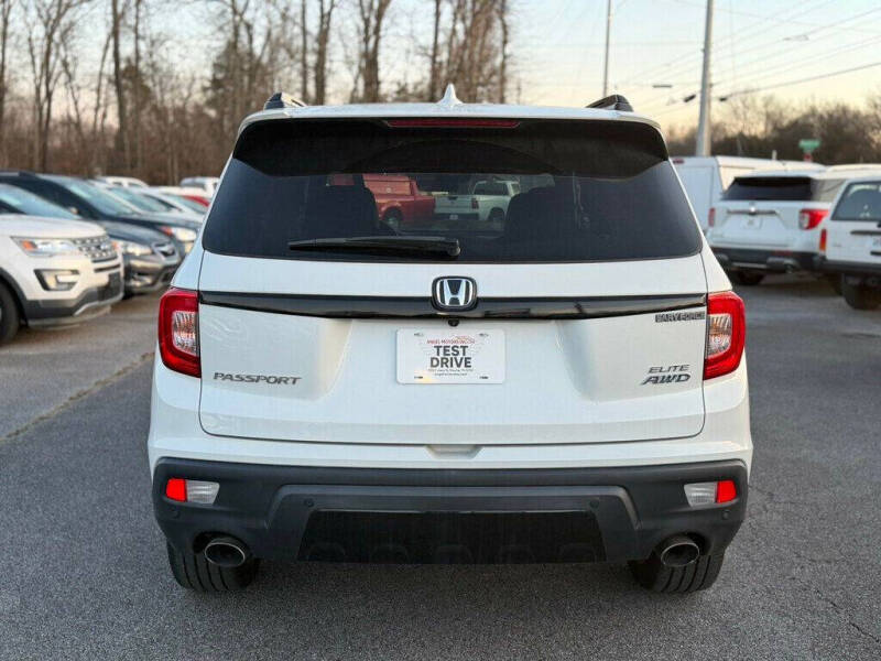 2020 Honda Passport Elite