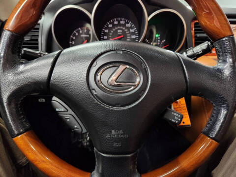 2005 Lexus SC 430