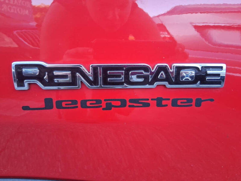 2020 Jeep Renegade Jeepster