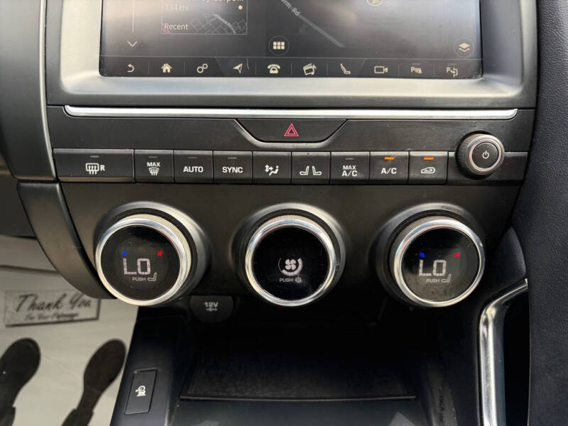 2020 Jaguar E-PACE P300 R-Dynamic SE