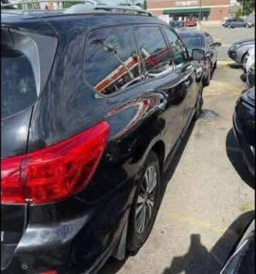 2017 Nissan Pathfinder SL