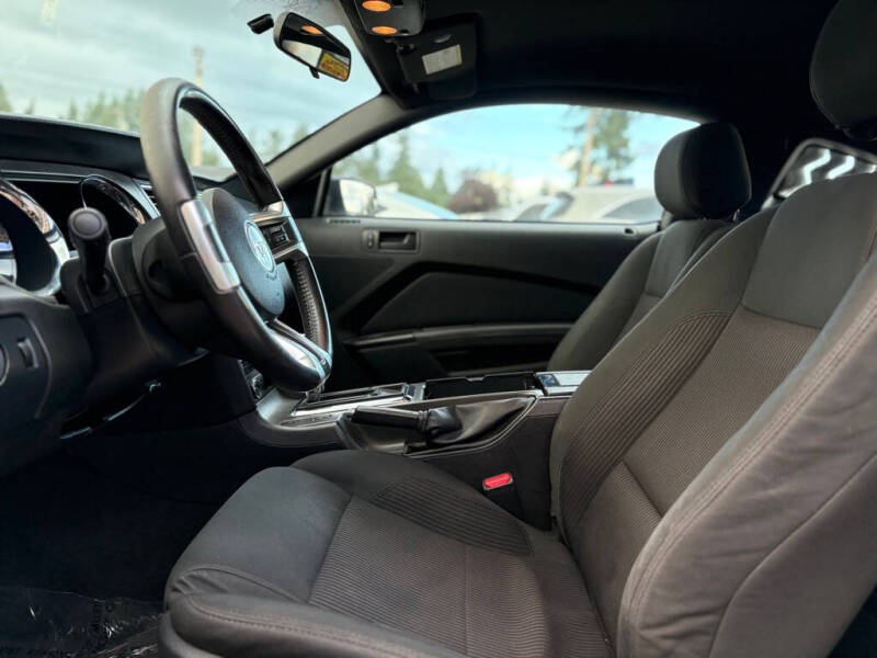 2014 Ford Mustang V6