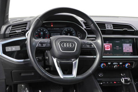 2022 Audi Q3 quattro S line Prem Plus 45 TFSI