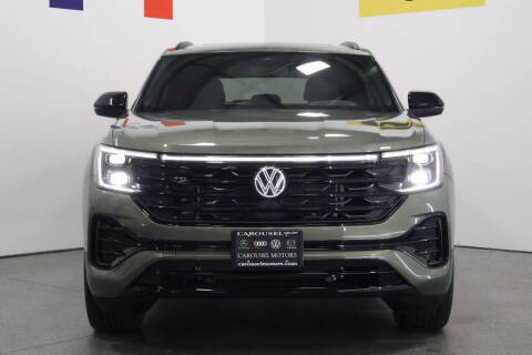 2026 Volkswagen Atlas Cross Sport SEL R-Line Black 4Motion