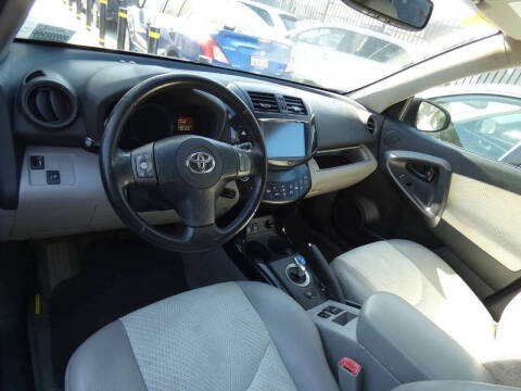 2013 Toyota RAV4 EV
