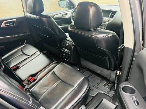 2020 Nissan Pathfinder SL