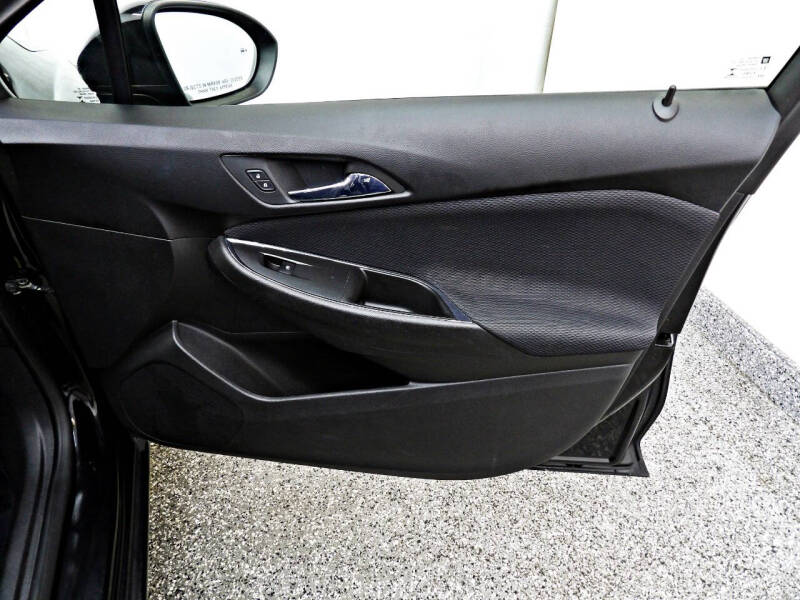 2017 Chevrolet Cruze LS Auto