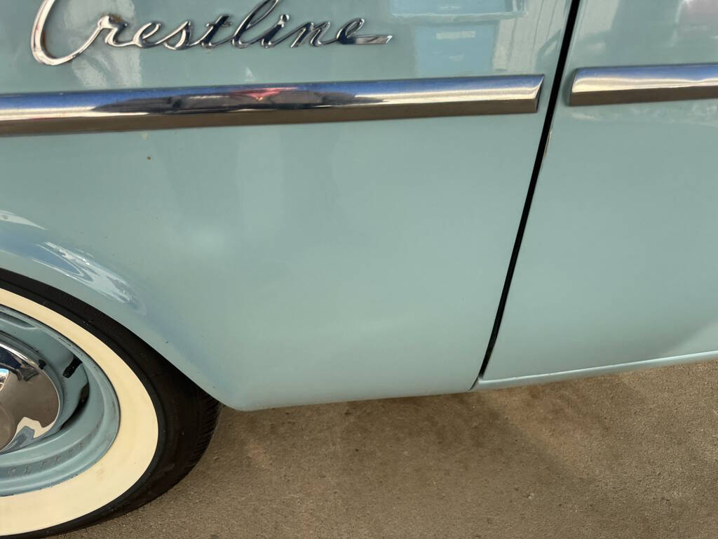 1952 Ford Crestline 92