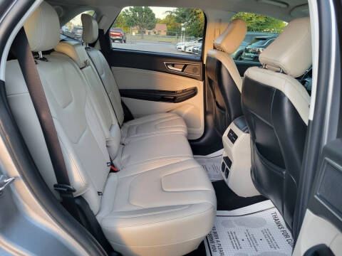 2020 Ford Edge Titanium