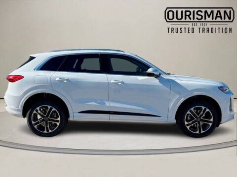 2025 Audi Q5 quattro Premium TFSI