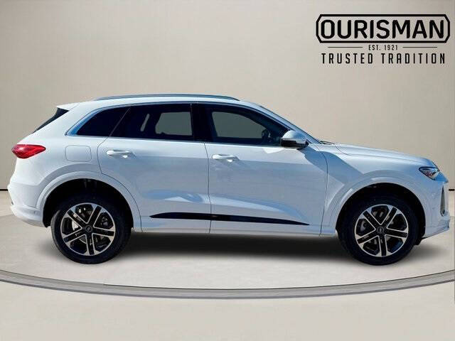 2025 Audi Q5 quattro Premium TFSI