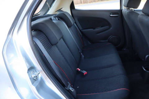 2012 Mazda MAZDA2 Touring