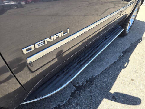 2011 GMC Yukon Denali