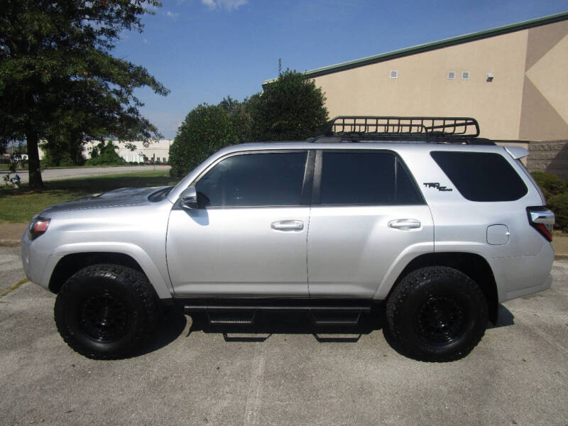 2023 Toyota 4Runner TRD Off-Road Premium's photo