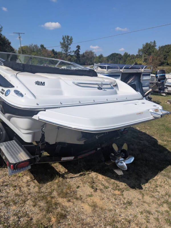 2005 Crownline 206 ls