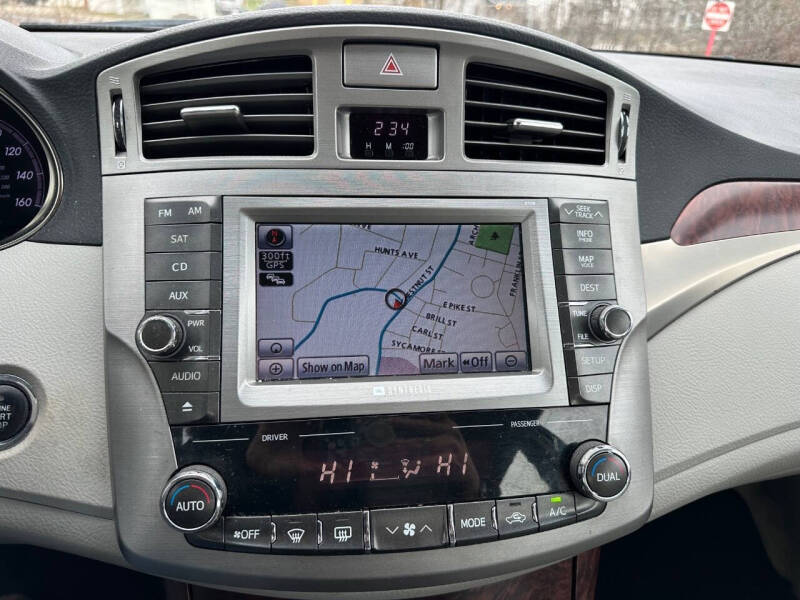 2012 Toyota Avalon Limited